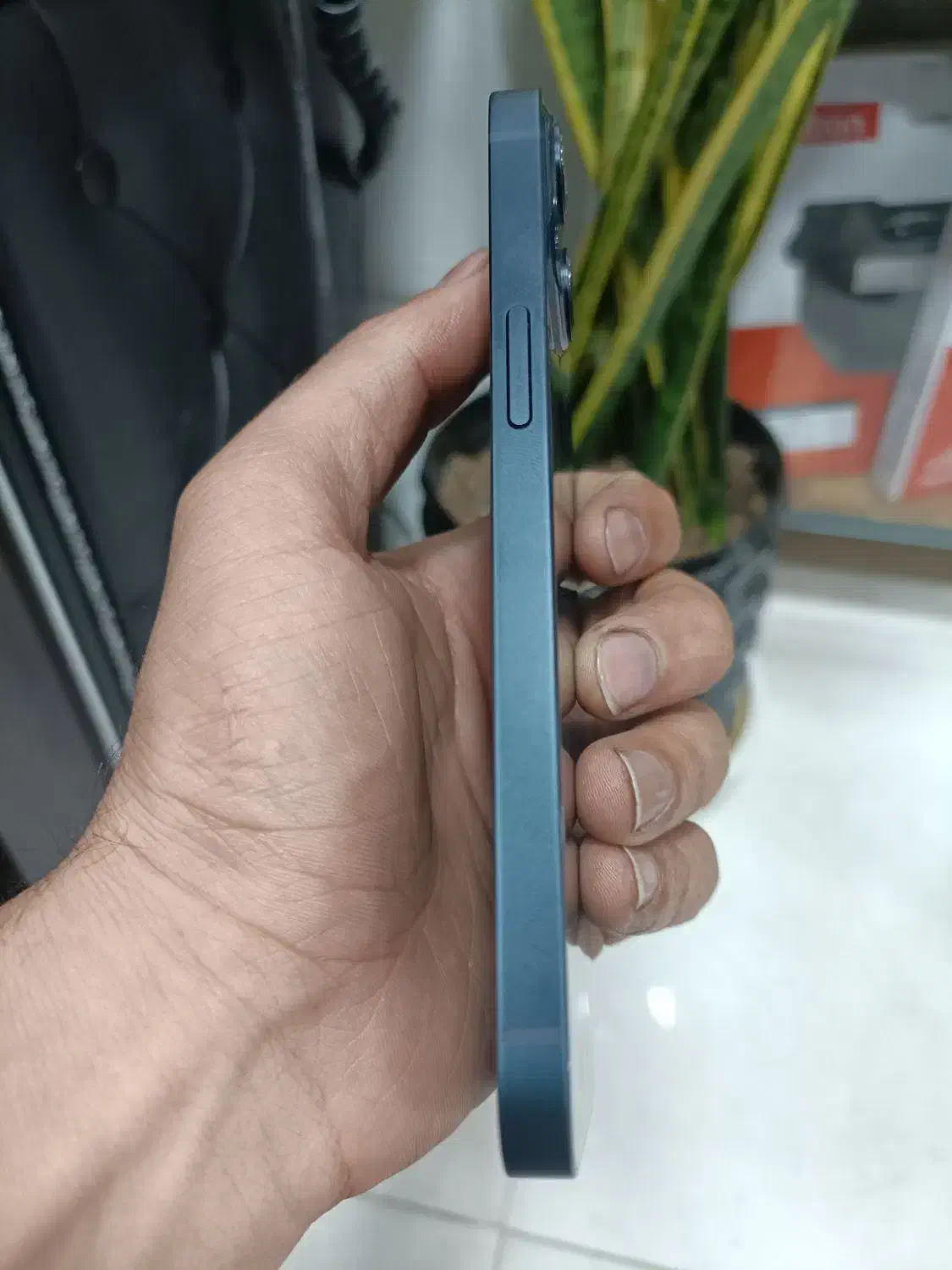 اپل iPhone 13 با حافظهٔ ۱۲۸ گیگابایت|موبایل|اصفهان, آزادگان|دیوار