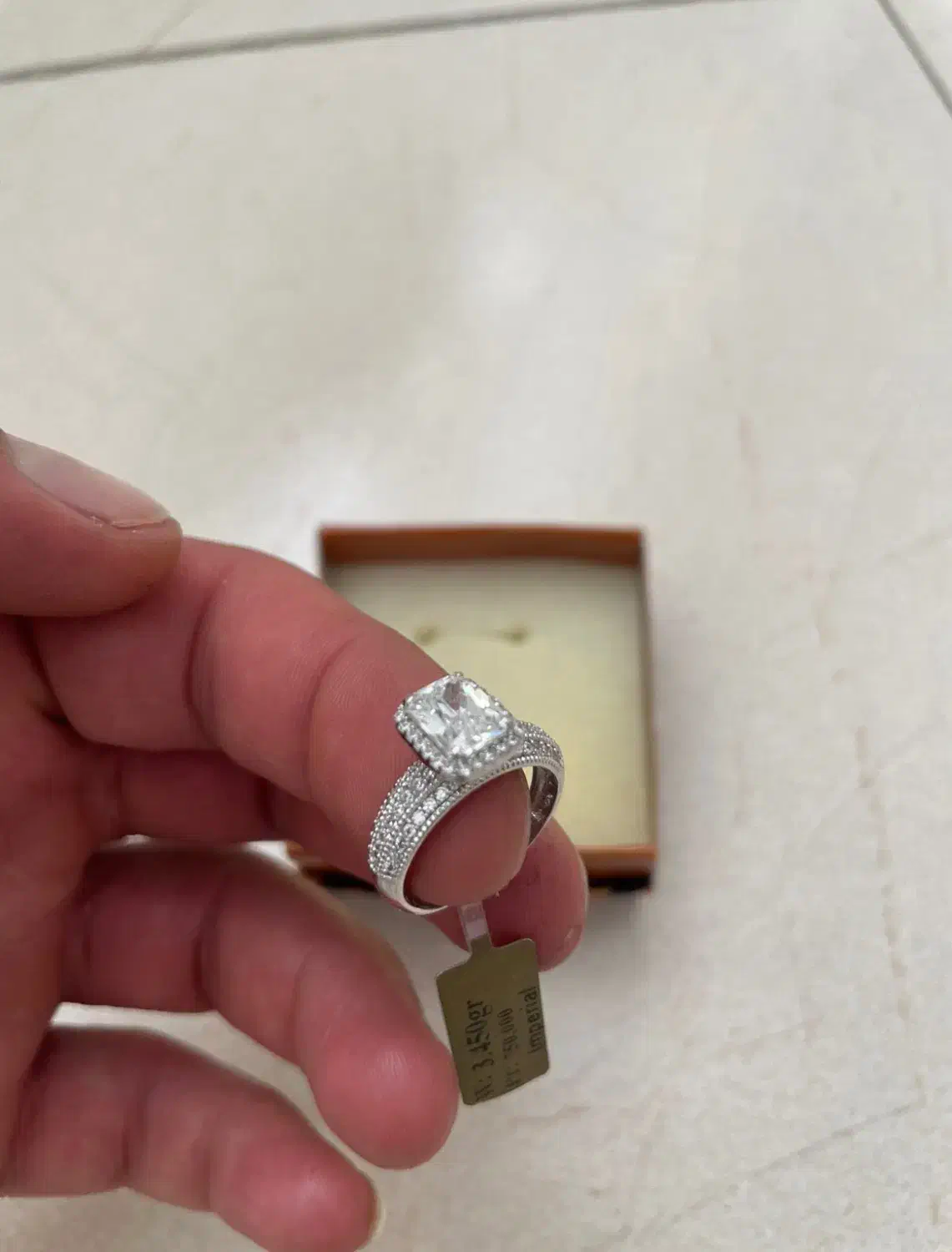 ۱۸ عیار کاملا نوو|جواهرات|تهران, علم و صنعت|دیوار