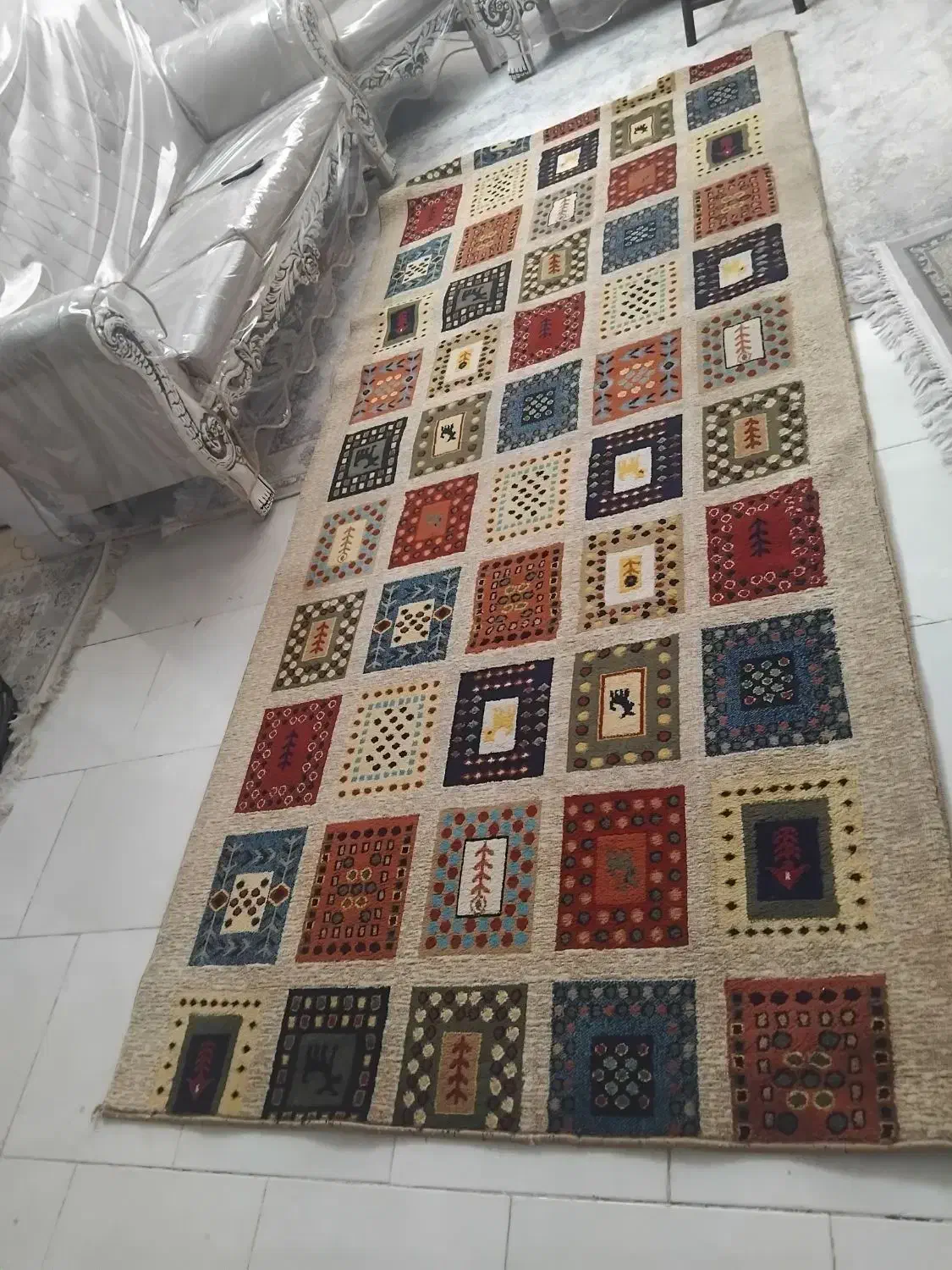 گلیم فرش در حد نو|فرش|همدان, |دیوار