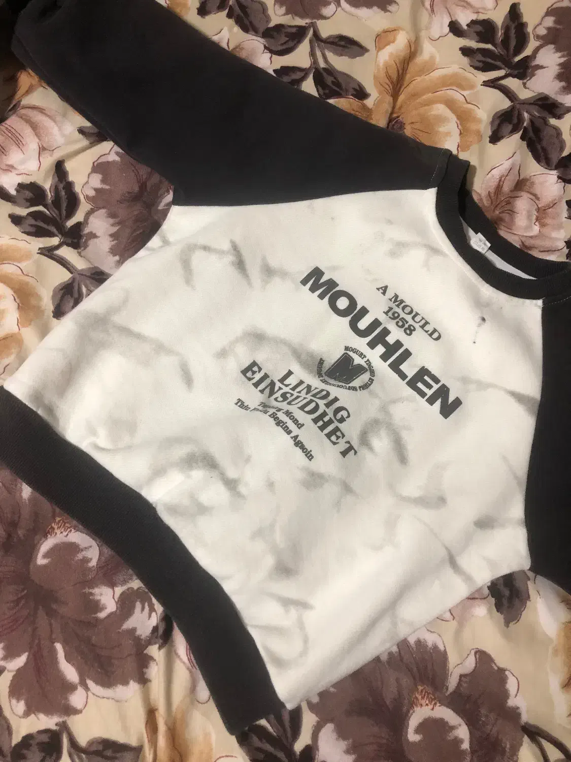 لباس بچگانه|کفش و لباس بچه|فردیس, منظریه|دیوار