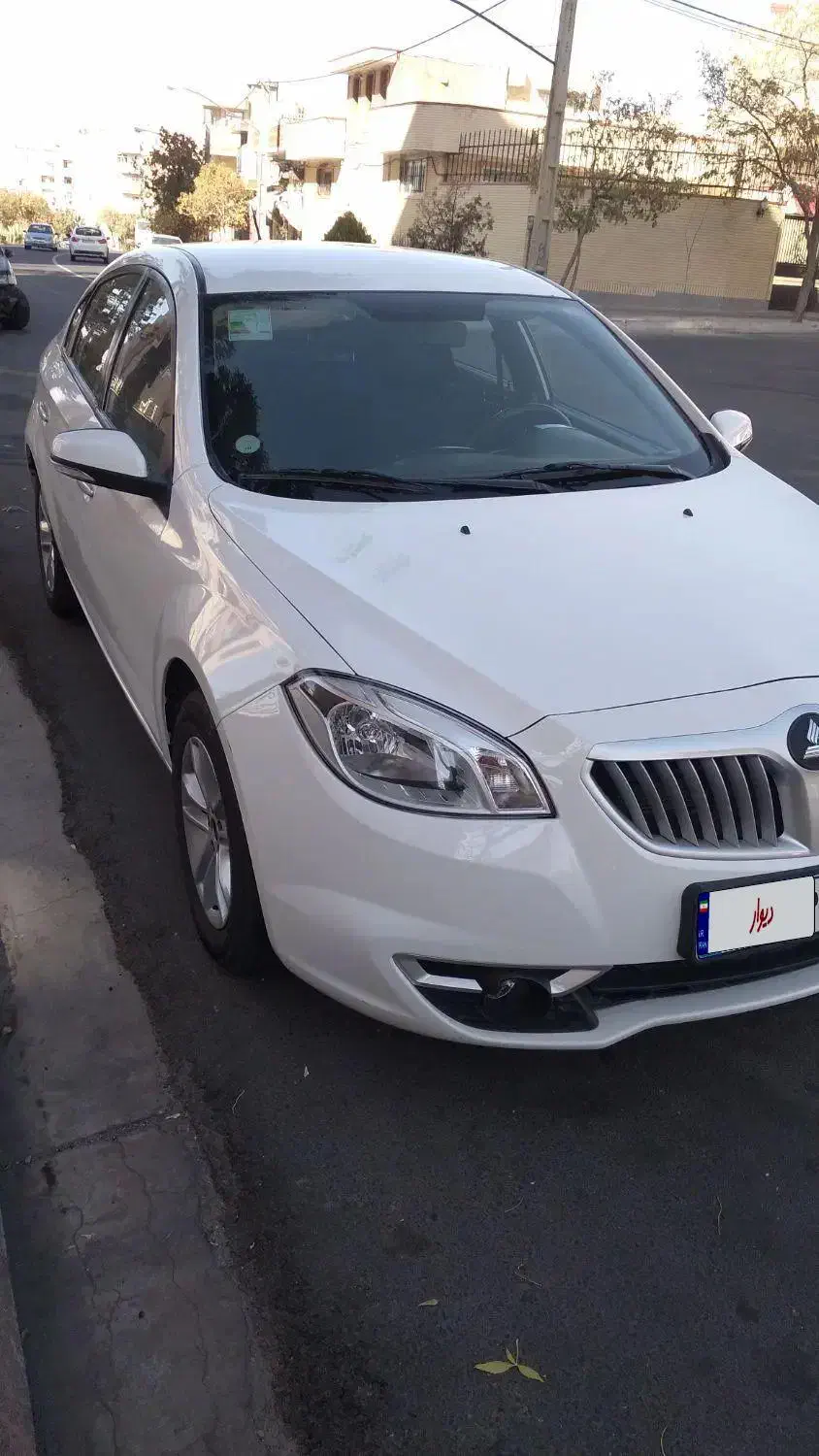 برلیانس ۱۴۰۰ بدون رنگ کم کار|خودرو سواری و وانت|سهند, |دیوار