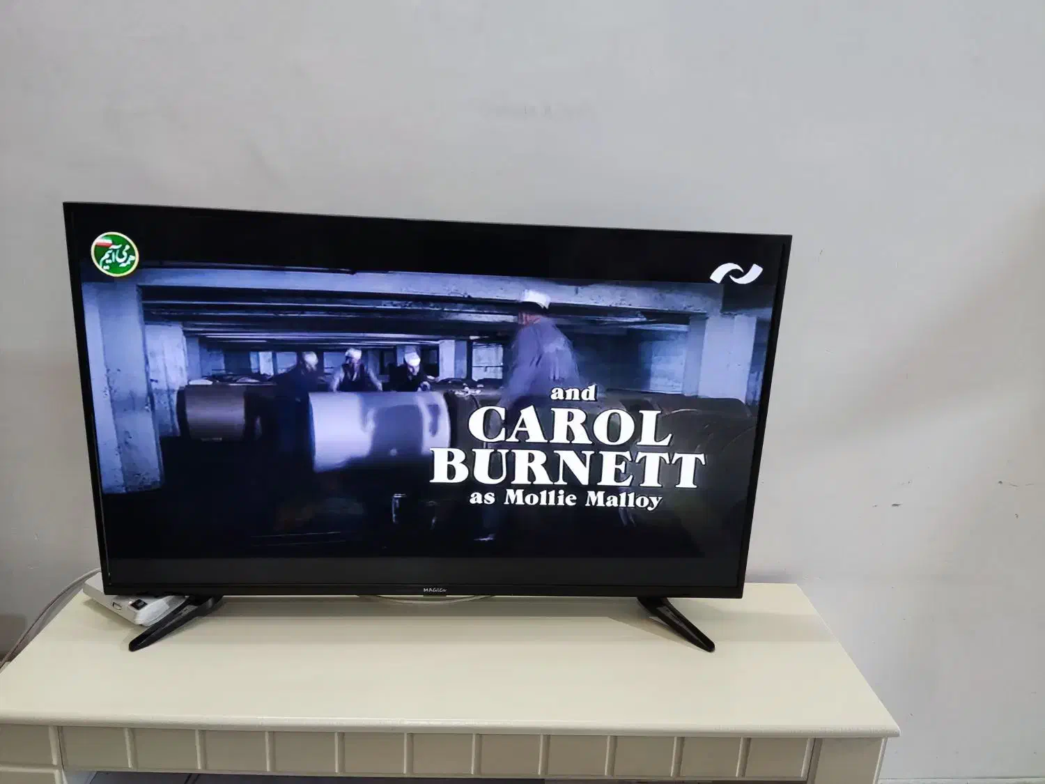 تلوزیون|تلویزیون و پروژکتور|فشاپویه, |دیوار