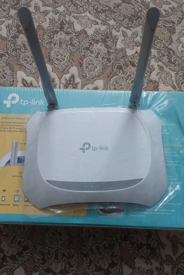 مودم روترکاملا نو هنوز تو برق نخورده|مودم و تجهیزات شبکه|صدرا-فارس, فاز ۱|دیوار