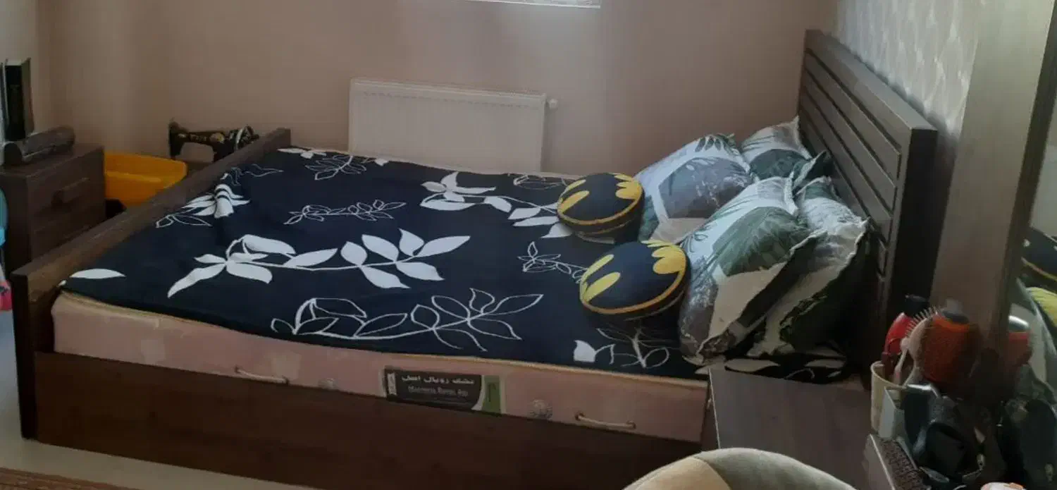 تخت خواب|تخت و سرویس خواب|پرند, فاز ۳|دیوار