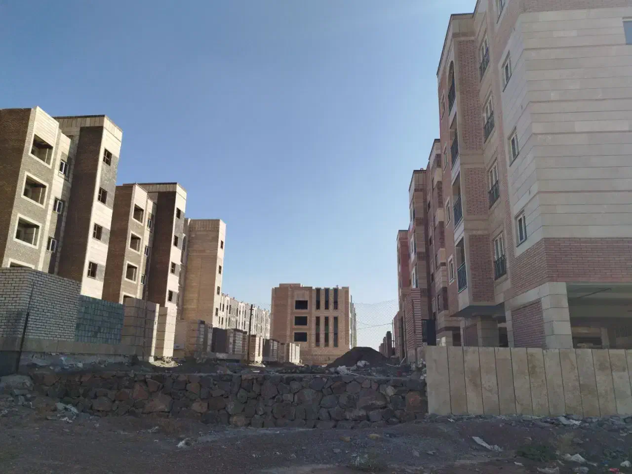 پرندفاز۶شمال۱۳۰متر ۳ خواب|فروش آپارتمان|پرند, فاز ۶|دیوار