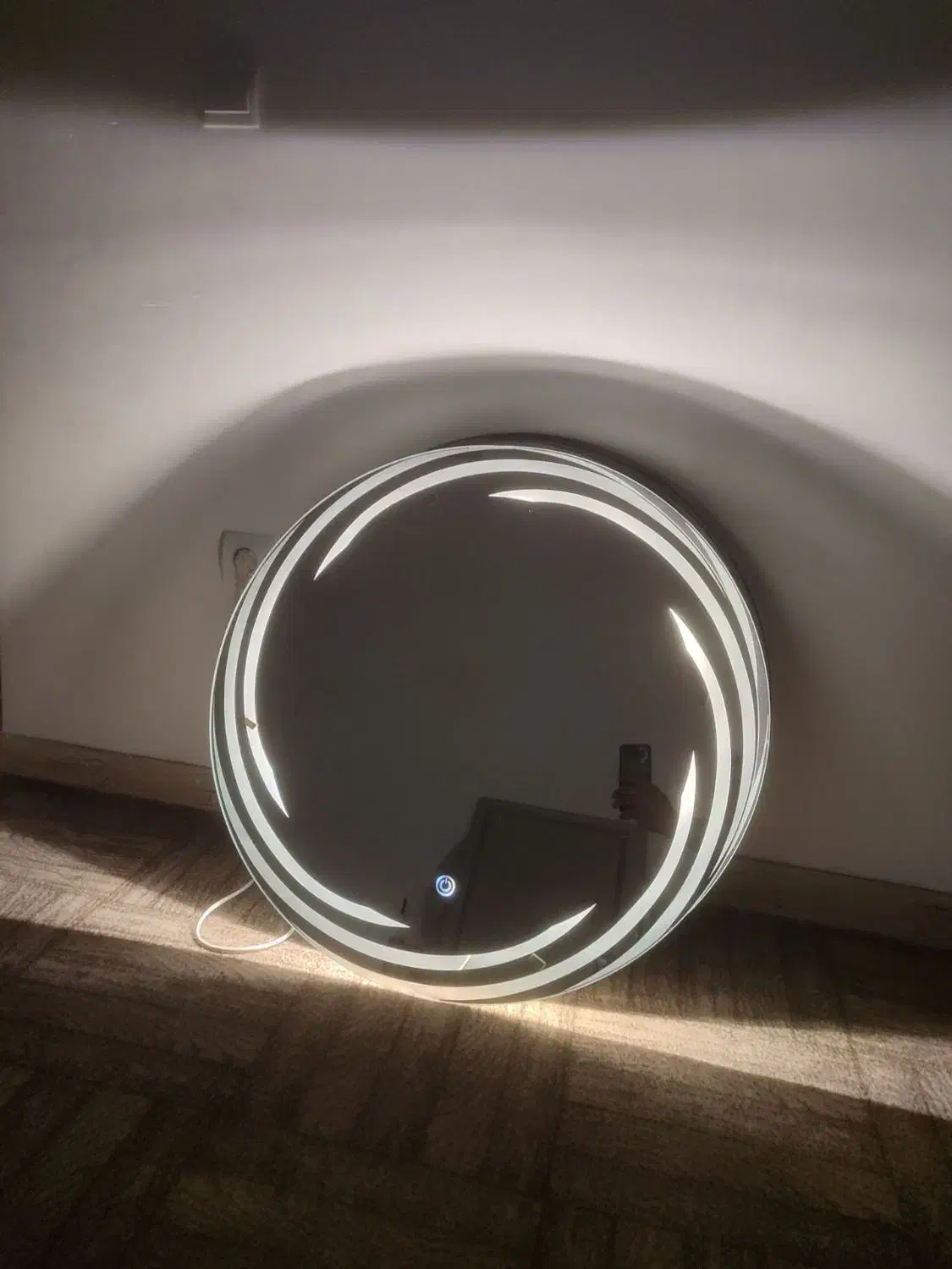 آینه چراغ دار (بگ لایت )|آینه|خسروشاه, |دیوار