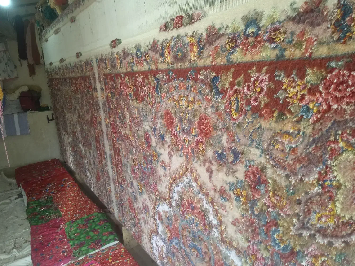 فرش دستباف جفت ۹ متری|فرش|قلعه چای, |دیوار