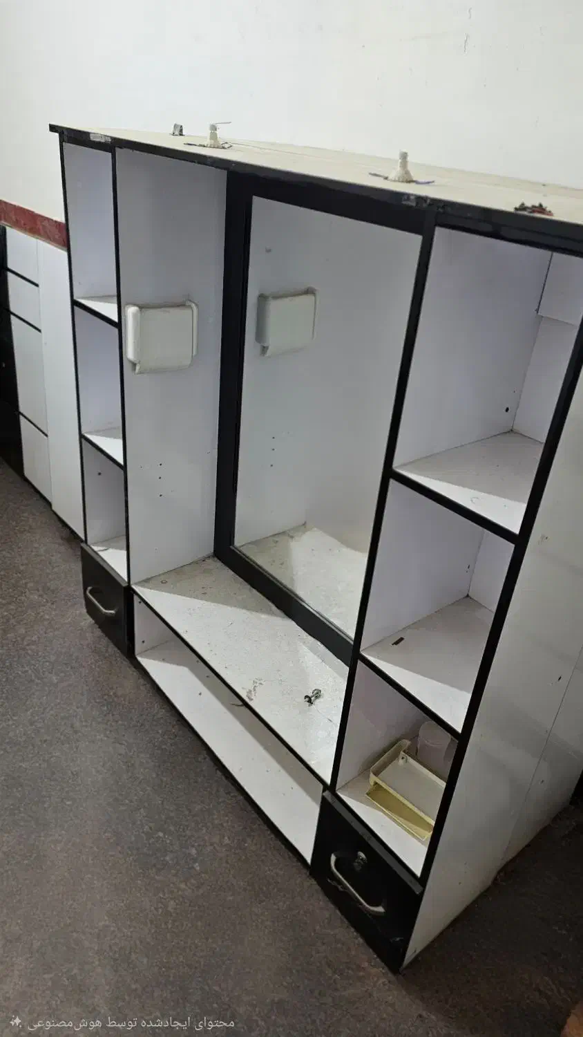 دکور آرایشگاه|آرایشگاه و سالن‌های زیبایی|شیراز, آزادگان|دیوار