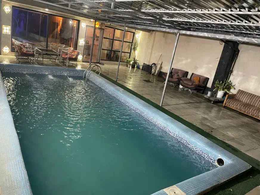 باغ استخر سرپوشیده|اجارهٔ کوتاه‌مدت ویلا و باغ|ملارد, |دیوار