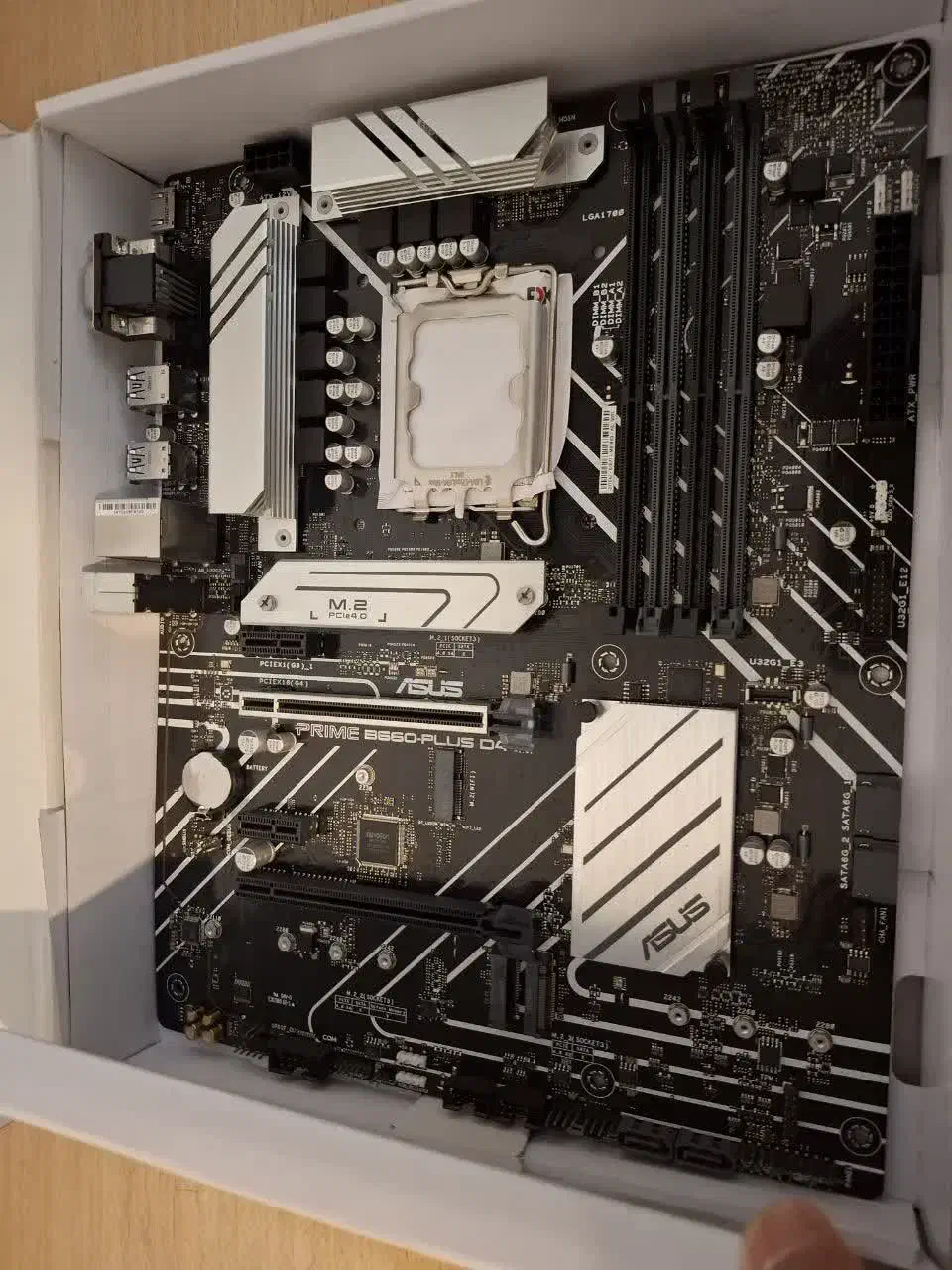 مادربرد b660 plus d4|قطعات و لوازم جانبی رایانه|اصفهان, درب کوشک|دیوار