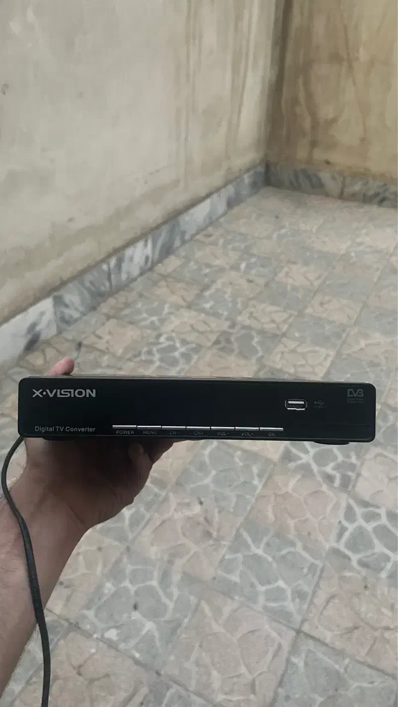 گیرنده دیجیتال x.vision با تلویزیون ۲۱ اینچ|صوتی و تصویری|مشهد, دانشجو|دیوار