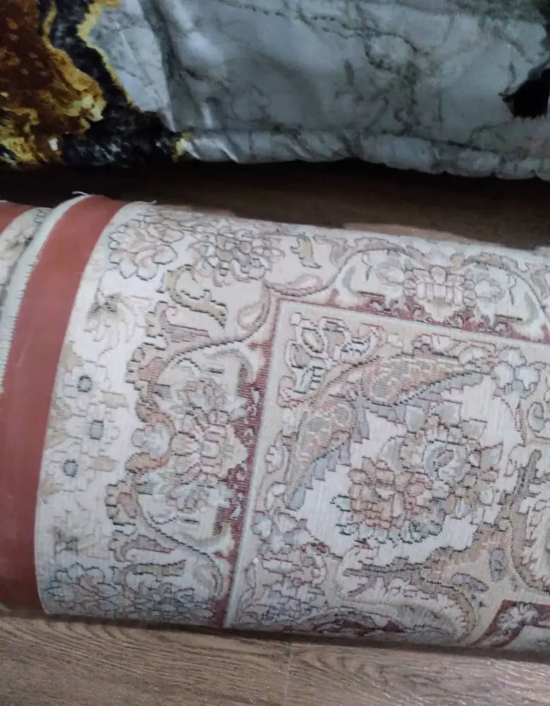 فرش 12متری 700شانه نگین مشهد تراکم 2550تمیز|فرش|تهران, عبدلآباد|دیوار