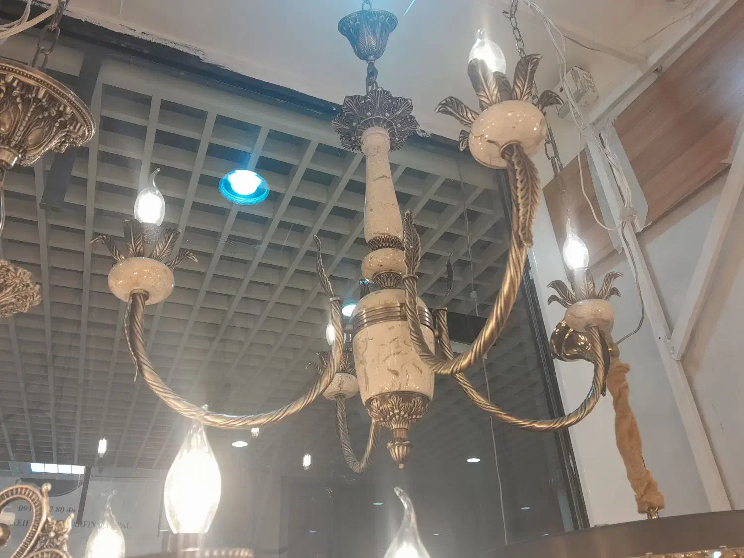 شاخه پیچ کارتهران|لوستر و چراغ آویز|مشهد, کوی المهدی|دیوار