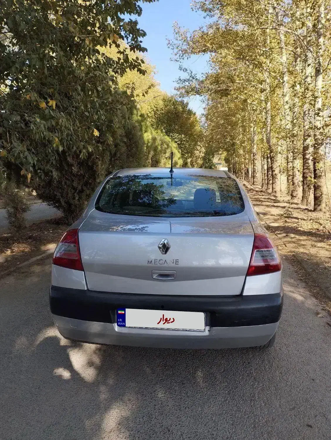 مگان مدل ۸۷موتور ۱۶۰۰عروسک|خودرو سواری و وانت|بروجرد, |دیوار