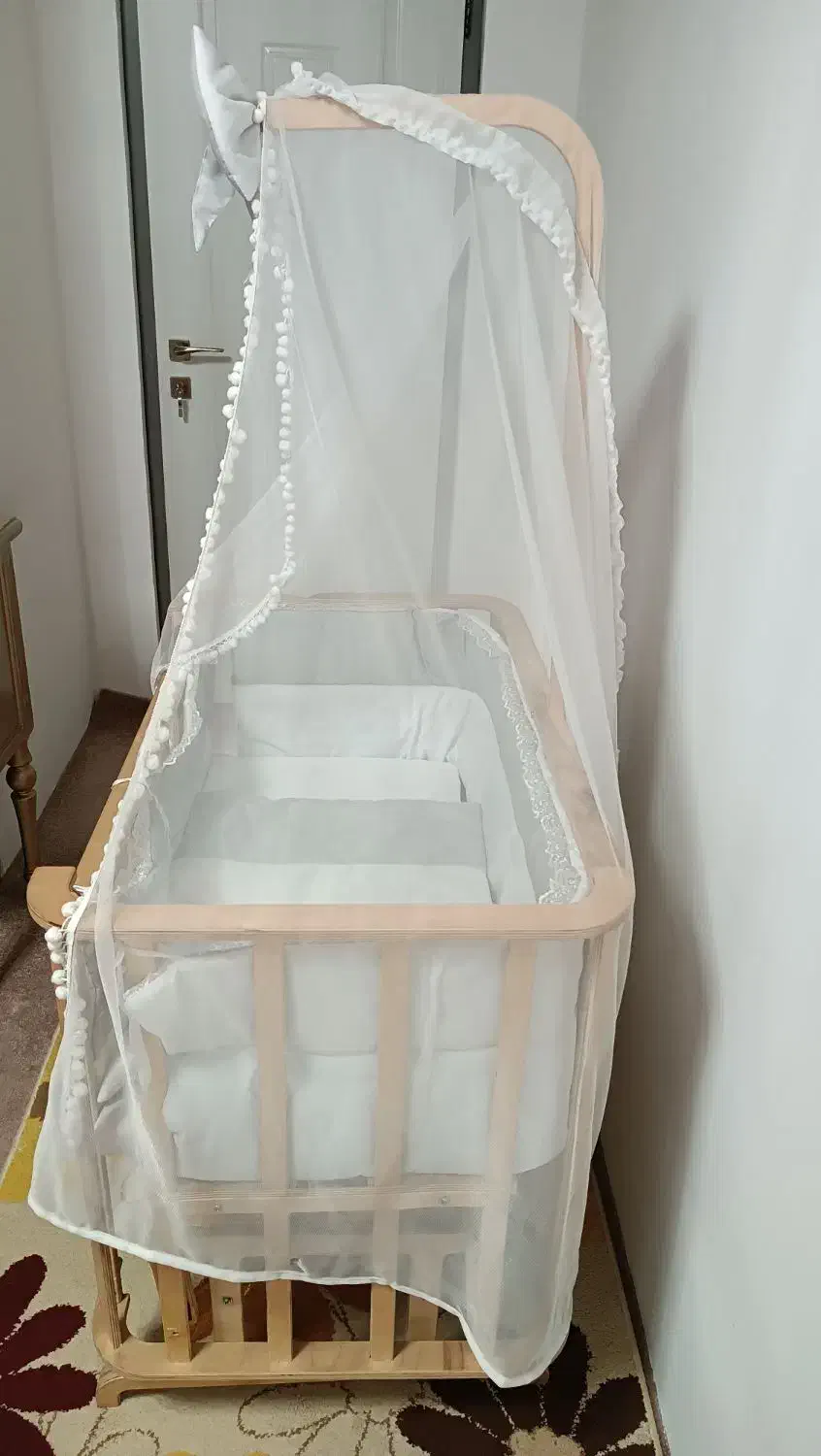 گهواره نوزاد|تخت و سرویس خواب|بندر انزلی, سید آسیه|دیوار