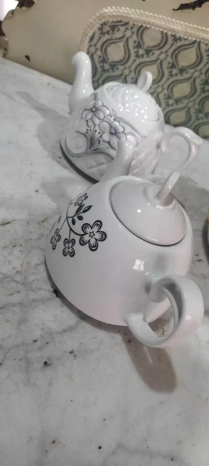 دو عدد قوری چینی|قوری، کتری، قهوهساز دستی|تبریز, |دیوار