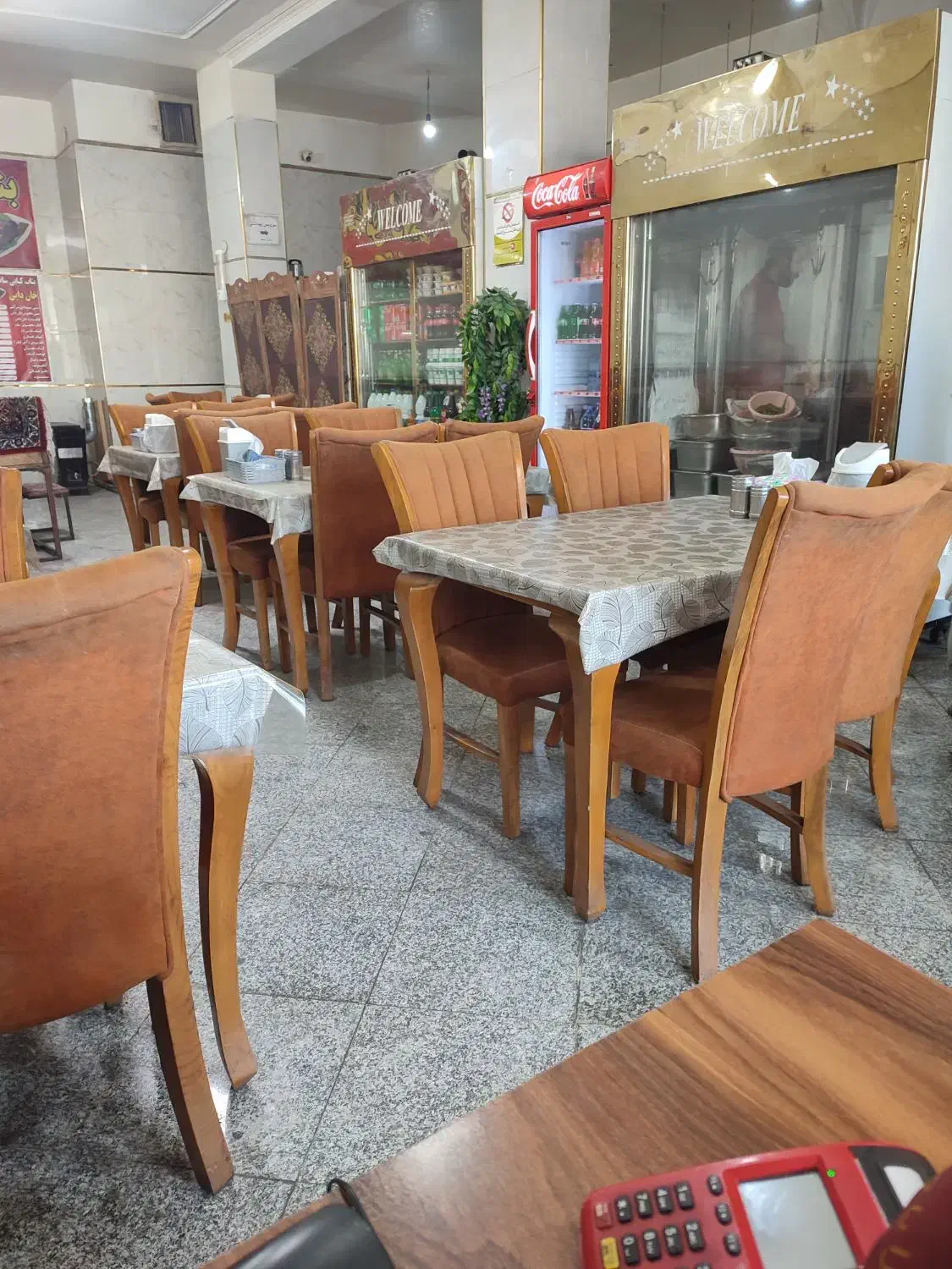 سالن کار|استخدام خدمات فروشگاه و رستوران|تبریز, |دیوار