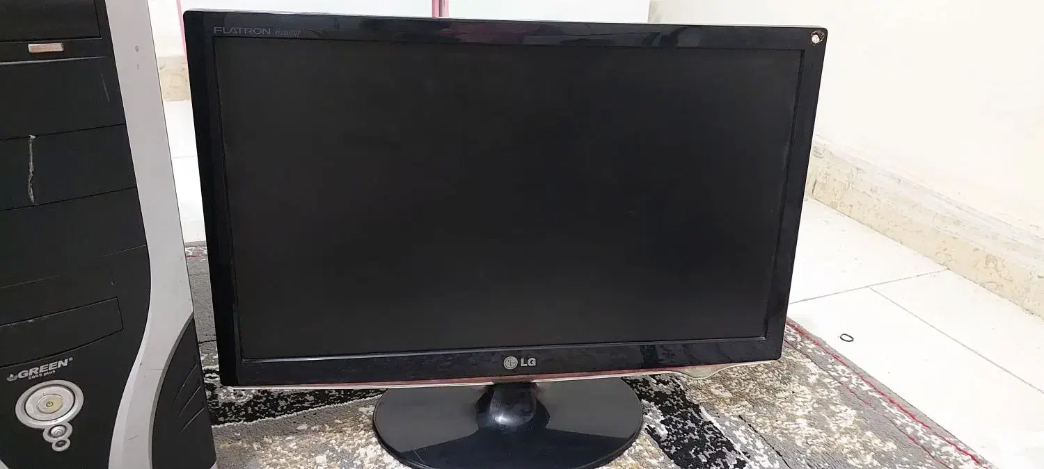 کامپیوتر|رایانه رومیزی|بومهن, |دیوار