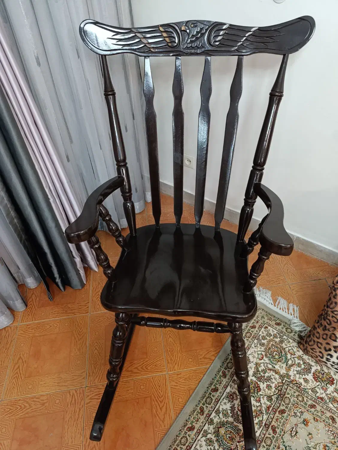 صندلی راک|صندلی و نیمکت|اندیشه, اندیشه فاز ۵|دیوار