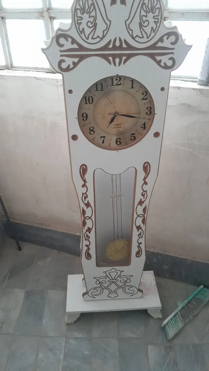 ساعت ایستاده|ساعت|امیدیه, |دیوار