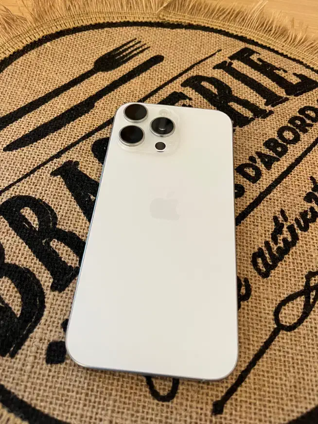 ایفون ۱۶ پرومکس ۲۵۶|موبایل|کیش, |دیوار