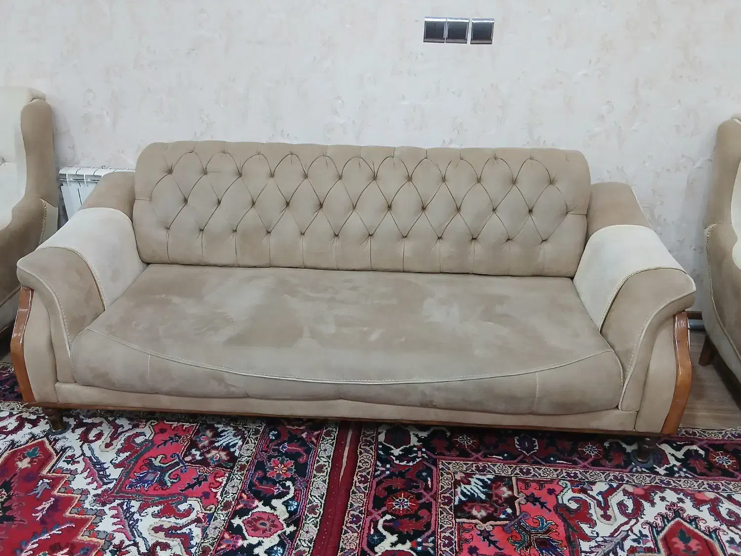 مبل و میز غذا خوری|مبلمان خانگی و میز عسلی|اهر, |دیوار