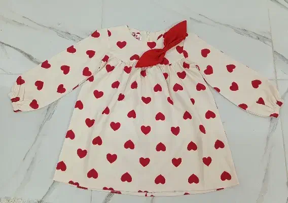 لباس دخترانه|کفش و لباس بچه|دماوند, دماوند|دیوار