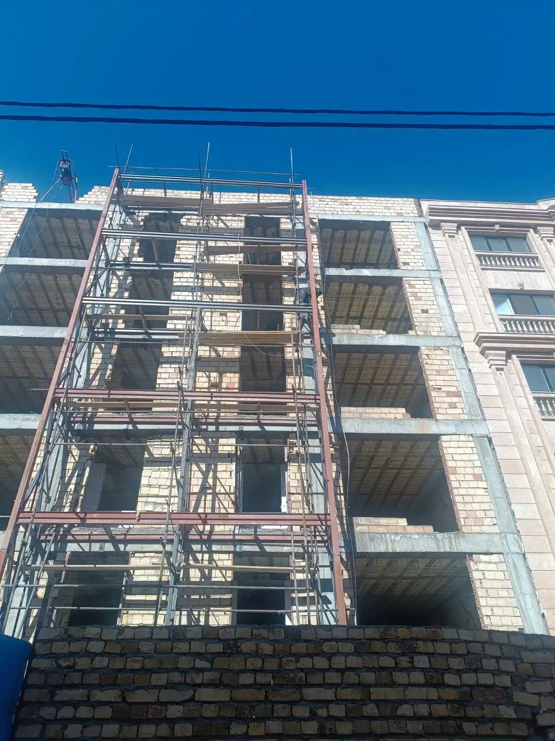 جوشکاری اسکلت و نما ساختمان|خدمات پیشه و مهارت|سمنان, |دیوار