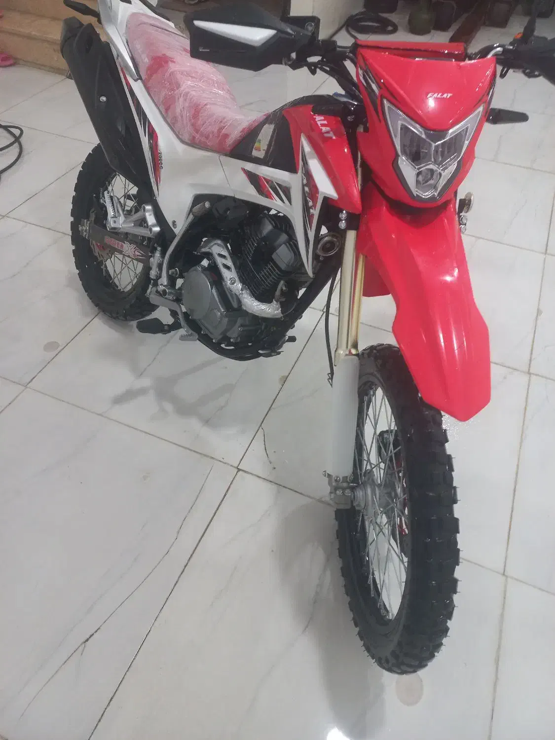 موتورفلات۲۰۰ سی سی|موتورسیکلت|مریوان, |دیوار