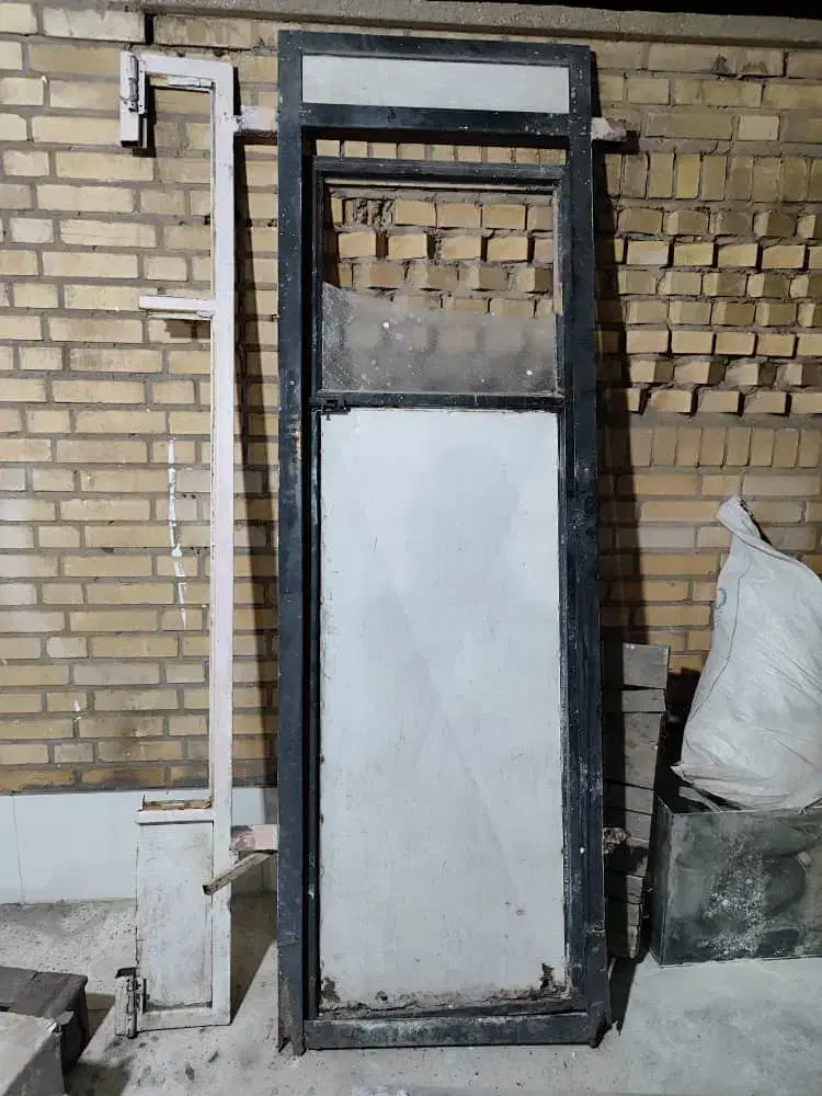 درب اهنی و در چوبی|مصالح و تجهیزات ساختمان|اهواز, کوی صادقیه|دیوار