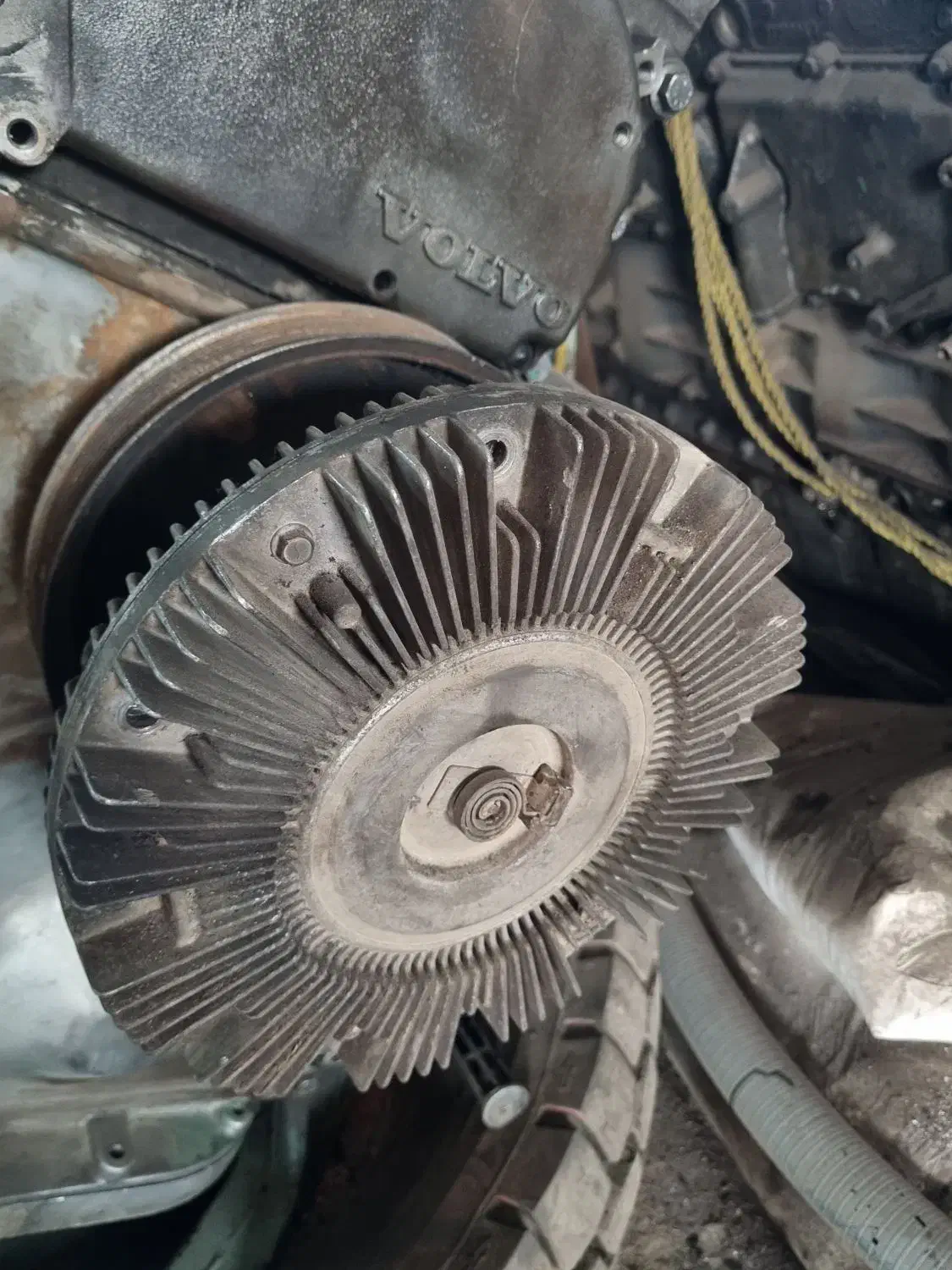 فن پروانه ولوو FHمدل چراغ اجری یاچراغ کوچک|قطعات یدکی و لوازم جانبی|تبریز, |دیوار