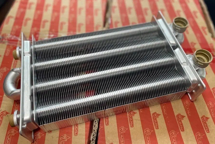 مبدل پکیج بوتان کالدا ونزیا شرکتی با گارانتی|آبگرمکن، پکیج، شوفاژ|تهران, شهمیرزادی|دیوار