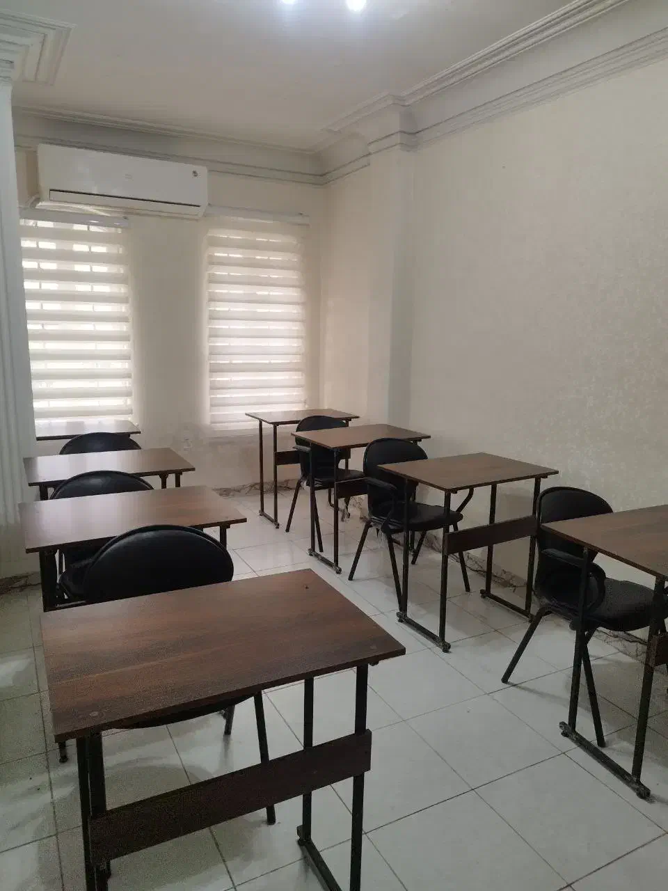 اجاره فضای آموزشی با تجهیزات بصورت ماهانه|اجارهٔ کوتاه‌مدت دفتر کار و فضای آموزشی|رشت, گلباغ نماز|دیوار