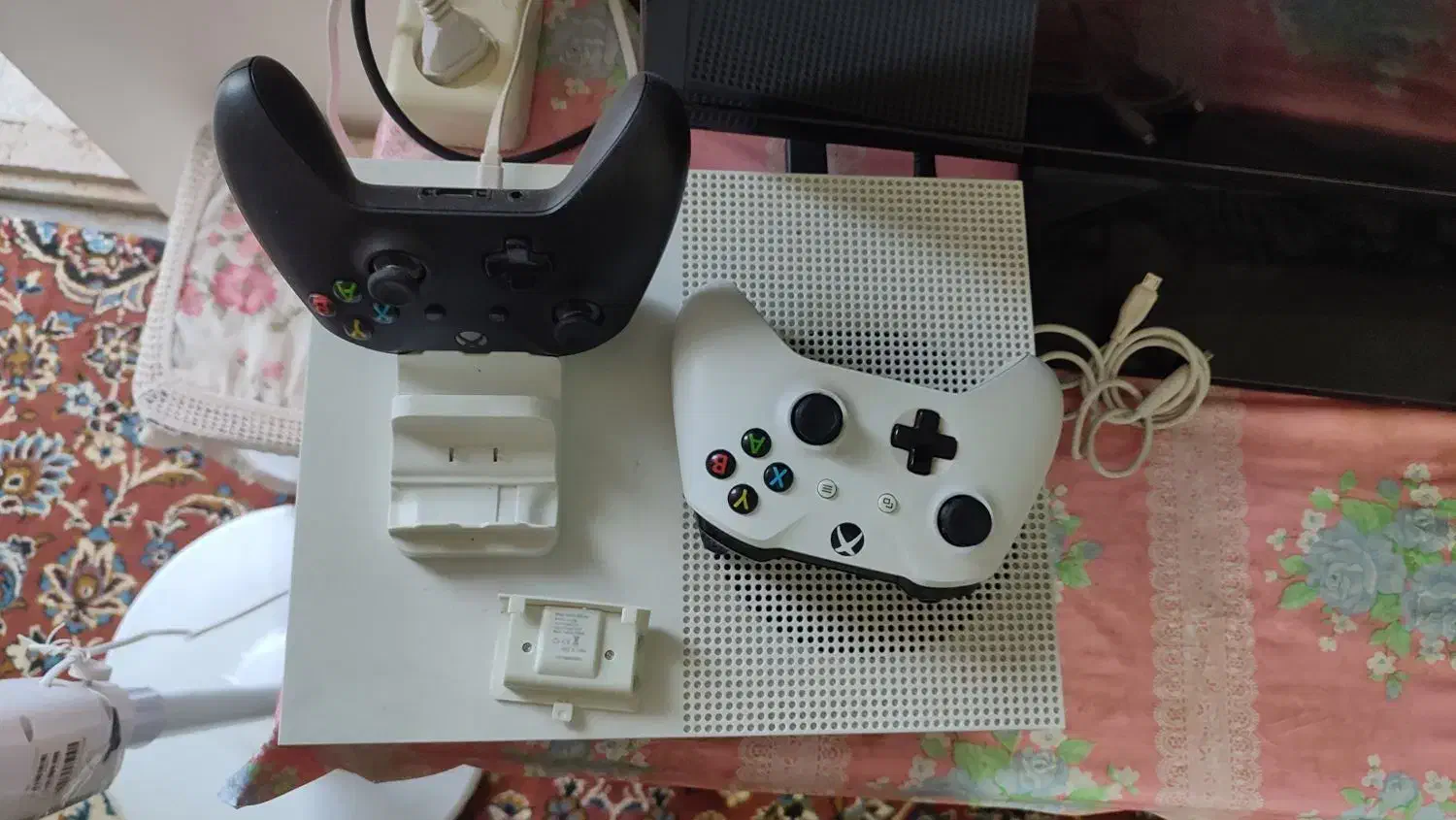 Xbox one s|کنسول، بازی ویدئویی و آنلاین|فاروج, |دیوار