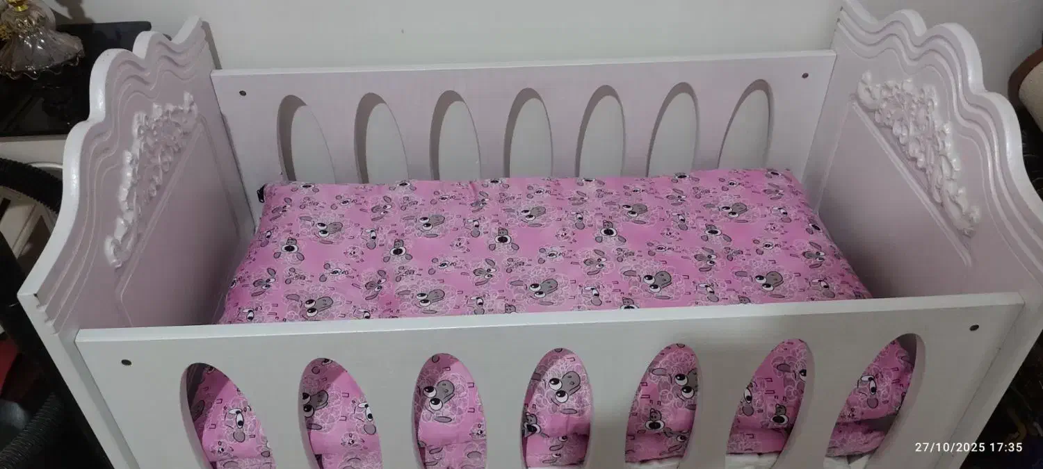 ننو و وتخت گهواره|تخت و سرویس خواب|قرچک, باقرآباد|دیوار