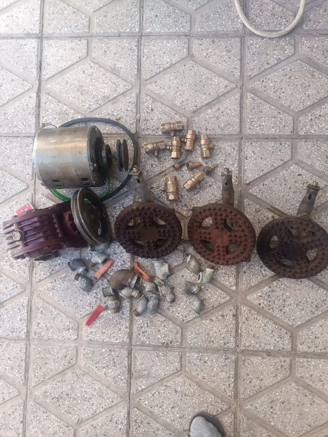 دینام وگیر بکس و3تا شعله گاز و اتصالات گاز|ابزارآلات|کوهدشت, |دیوار