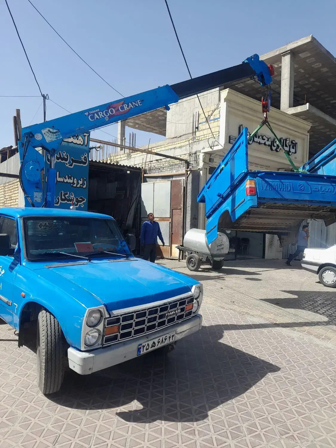 نیسان جرثقیل دکل بلند 11 متر|خدمات حمل و نقل|لنجان, |دیوار