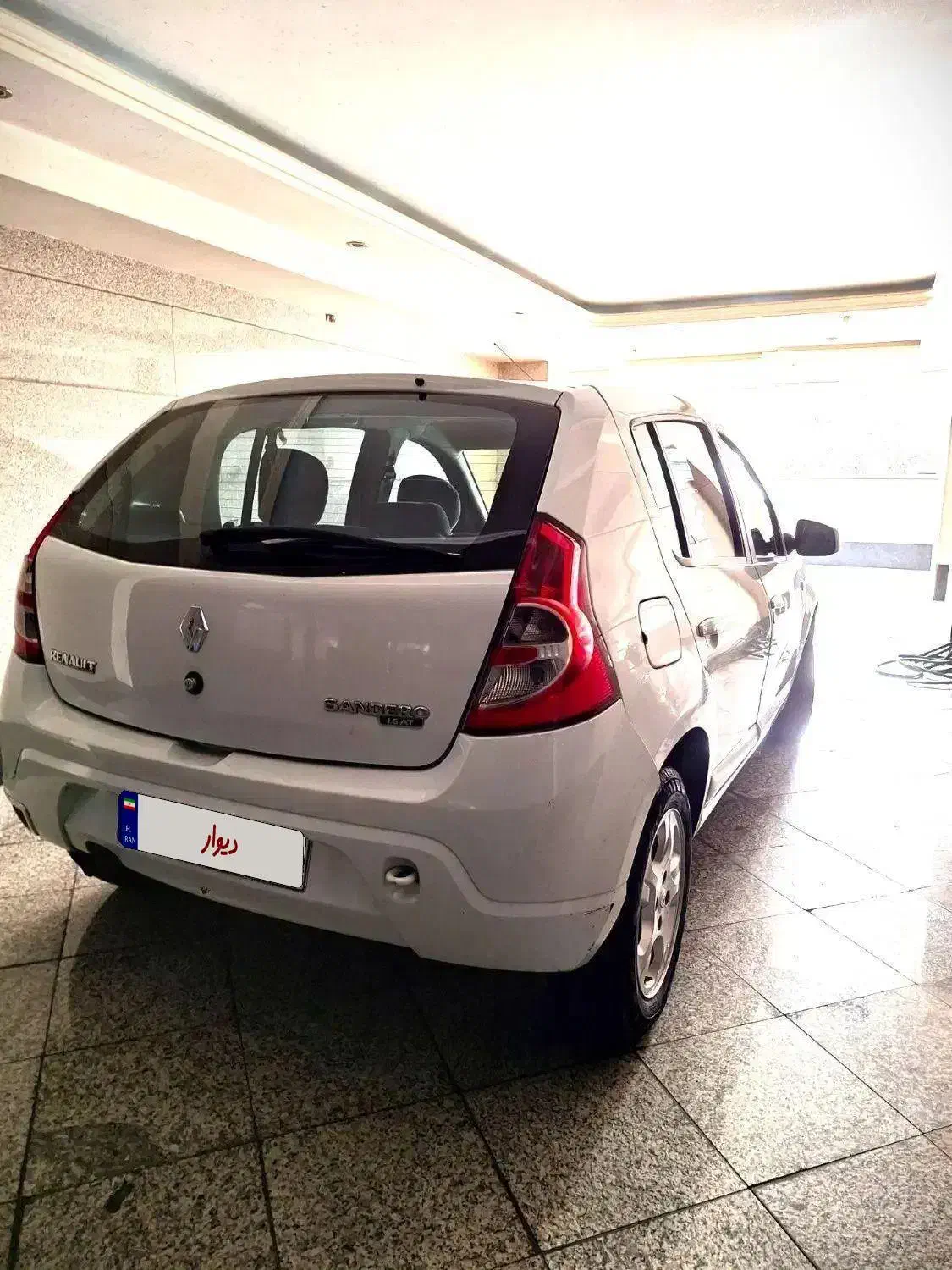 ساندرو اتوماتیک مدل 1395|خودرو سواری و وانت|تهران, مرزداران|دیوار