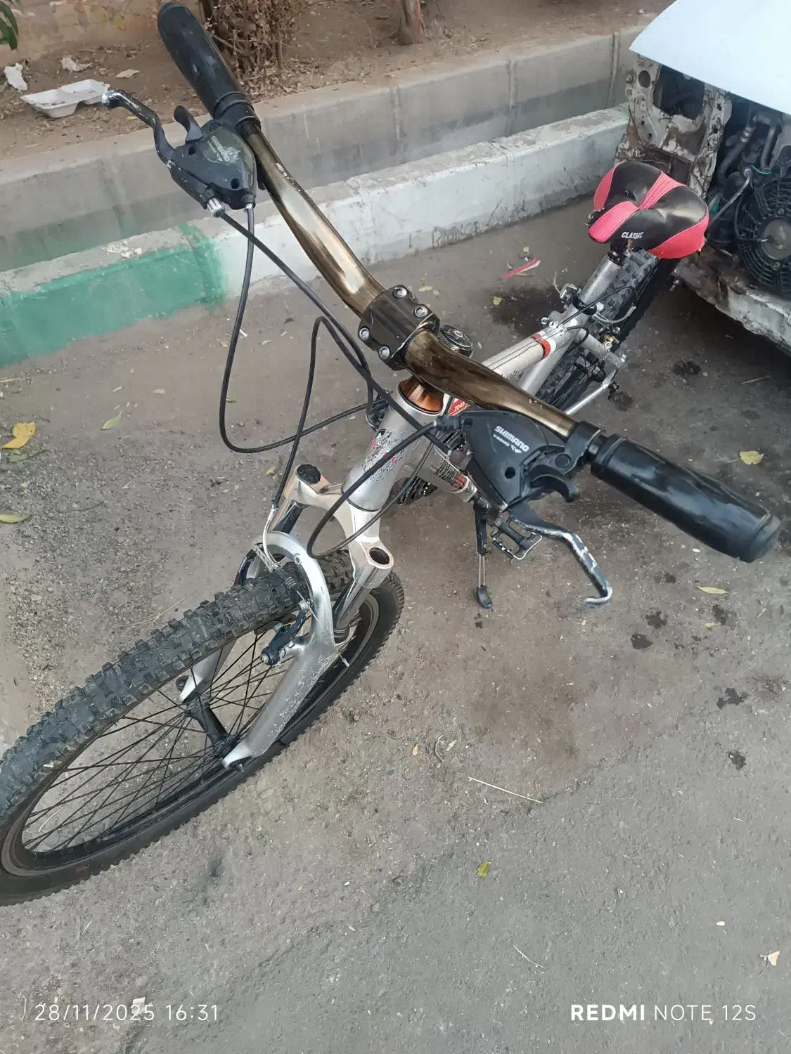 دوچرخه المنیوم دندهای|دوچرخه، اسکیت، اسکوتر|رودهن, |دیوار