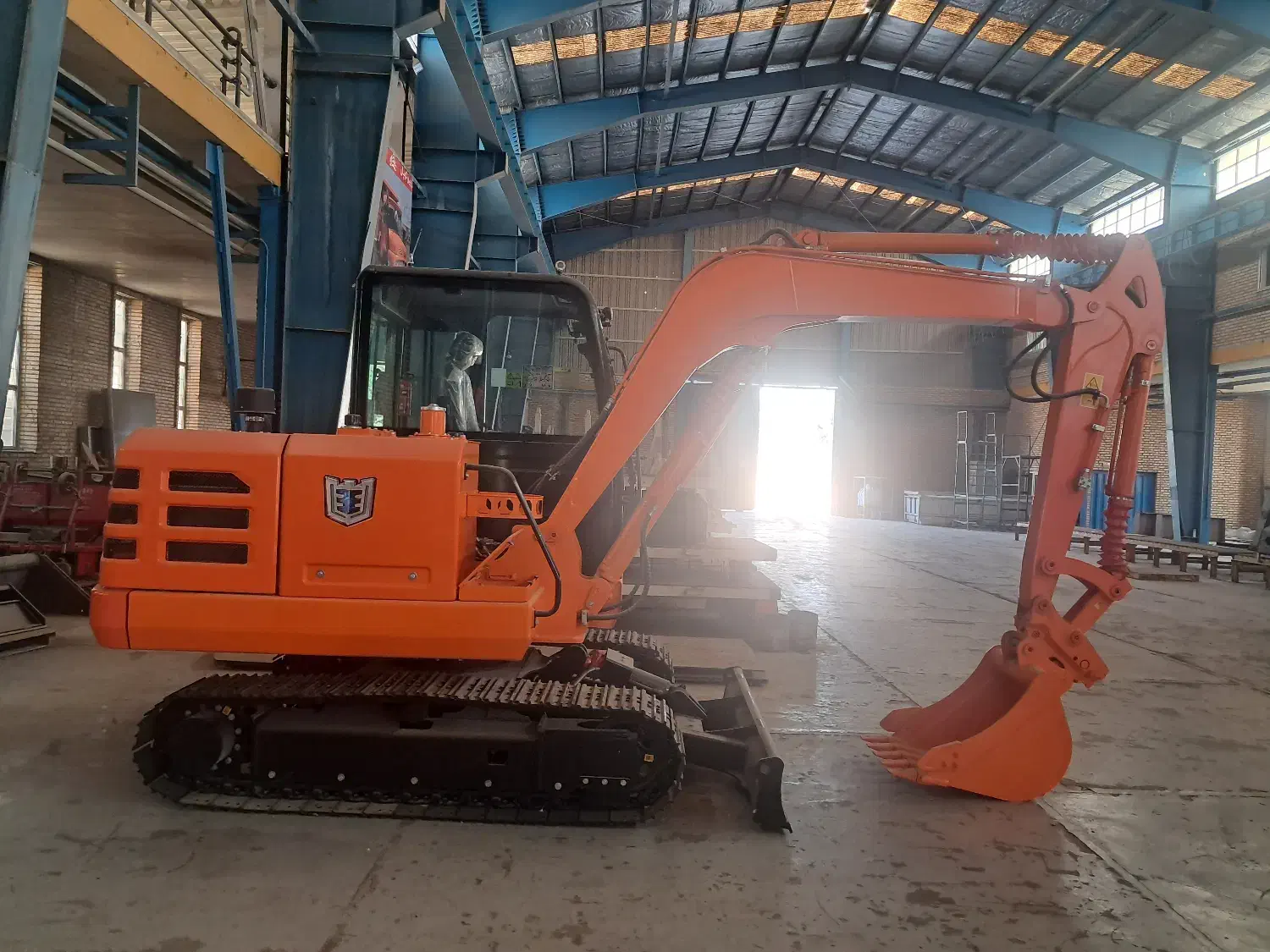 مینی بیل چرخ زنجیری زرین کوپال|خودرو سنگین|کهریزک, |دیوار