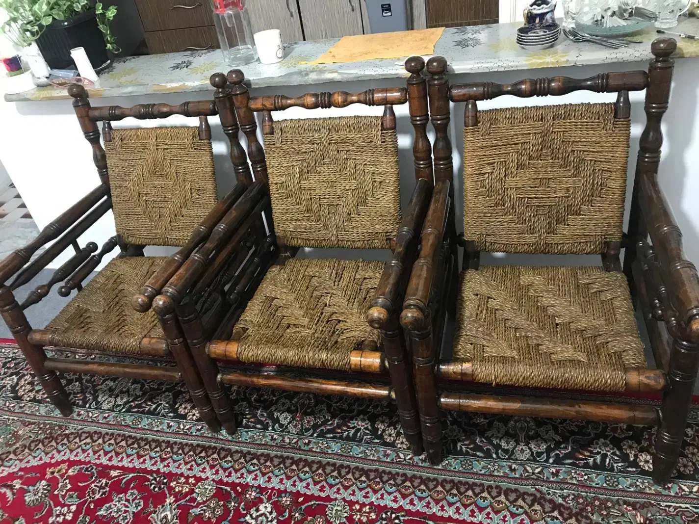 مبل حصیری(صنایع دستی)و تخت سنتی ۲متر در۱.۴۰|مبلمان خانگی و میز عسلی|بابل, |دیوار