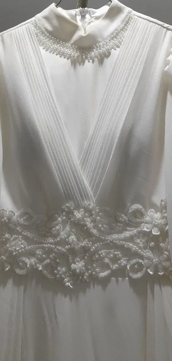 لباس عقد پوشیده قیمت خیلی مناسب|لباس|ارومیه, |دیوار