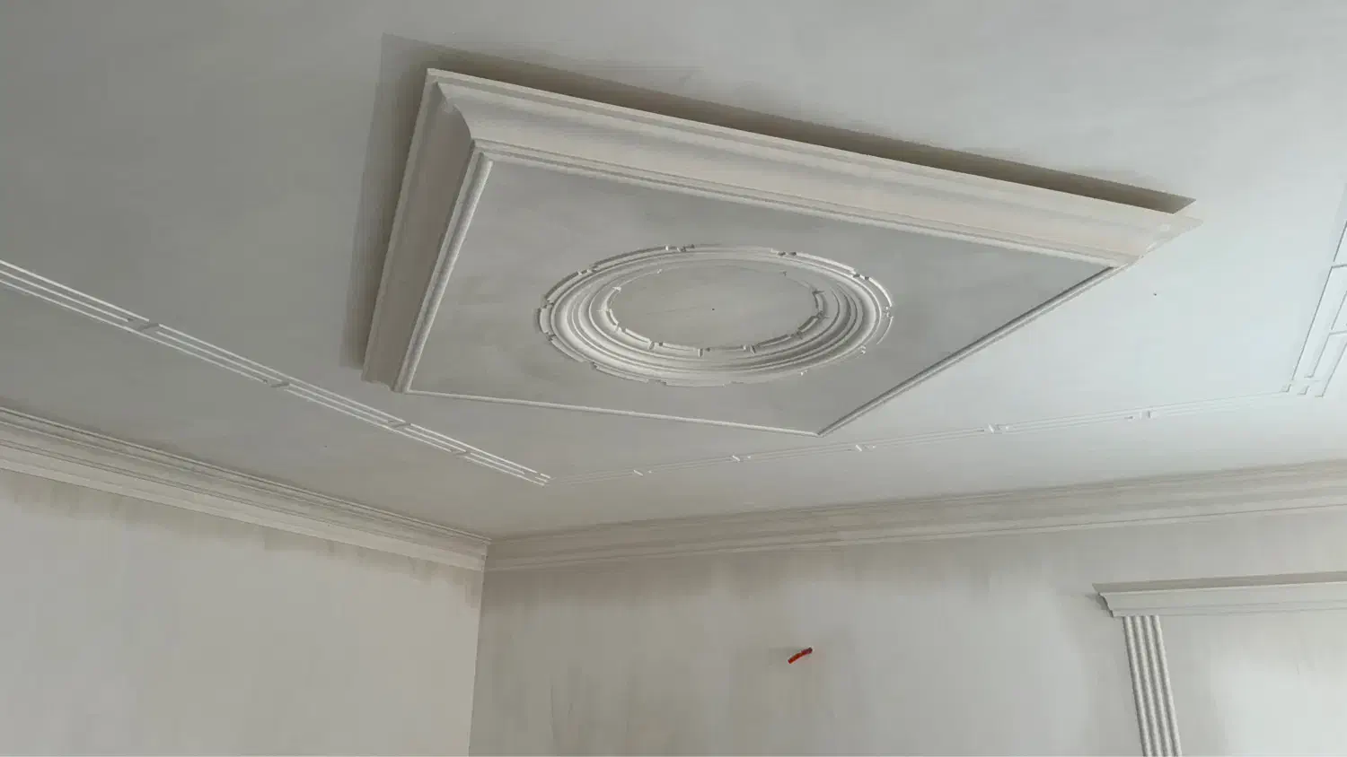 گچکار/سنگ کار/کاشی کار/بنا/پیمانکار|خدمات پیشه و مهارت|بابلسر, |دیوار