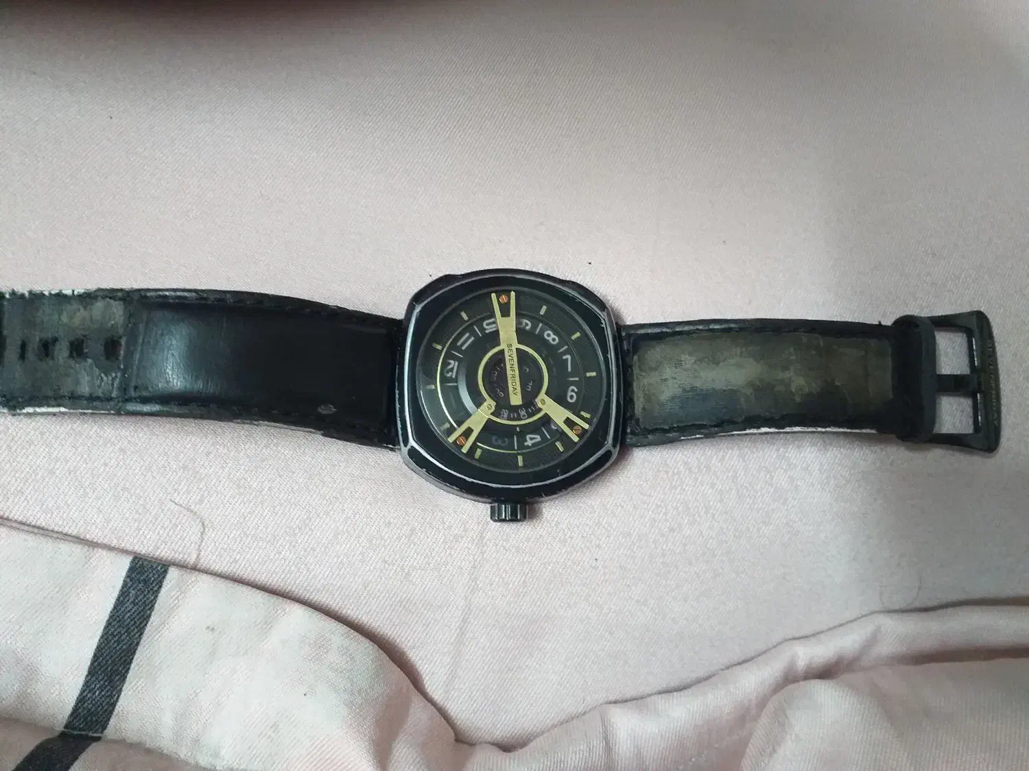 ساعت seven Friday|ساعت|ری, فیروزآبادی|دیوار