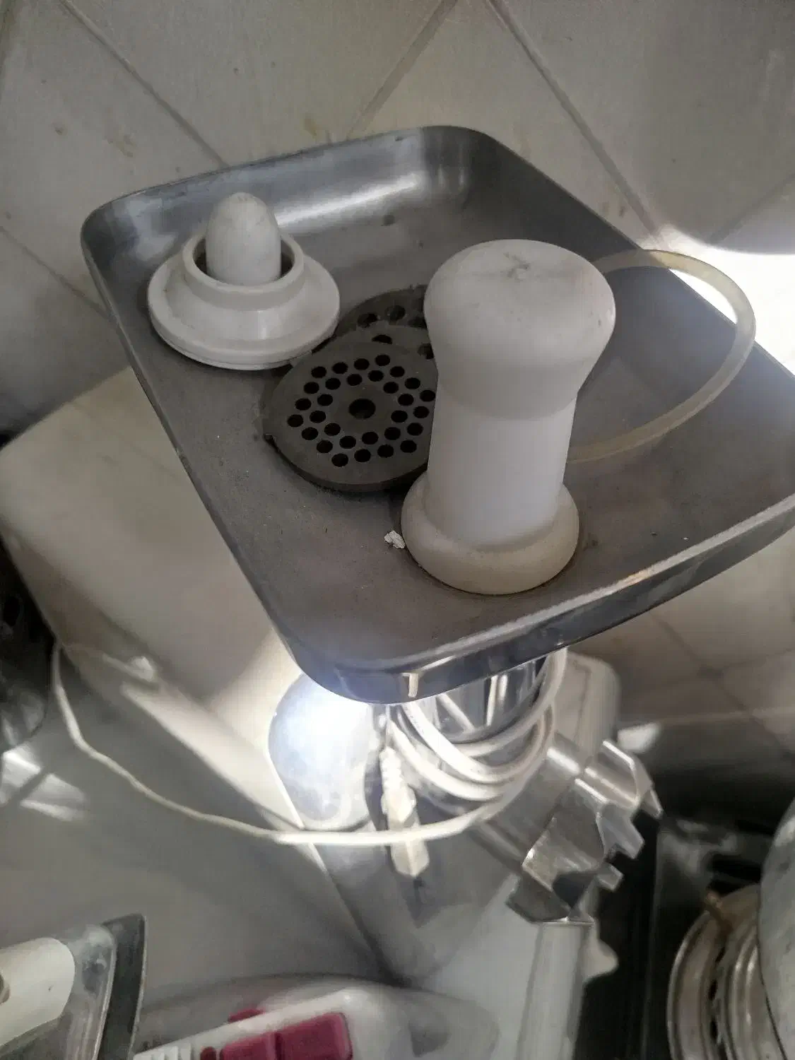 چرخ گوشت ناسیونال سالم|سایر لوازم برقی|میانه, |دیوار