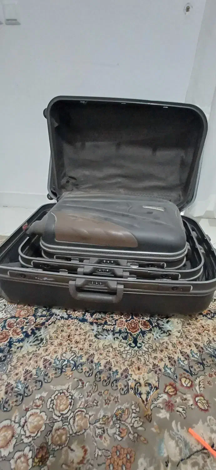 چمدان خارجی ونشکن|کیف، کفش، کمربند|بندرعباس, |دیوار