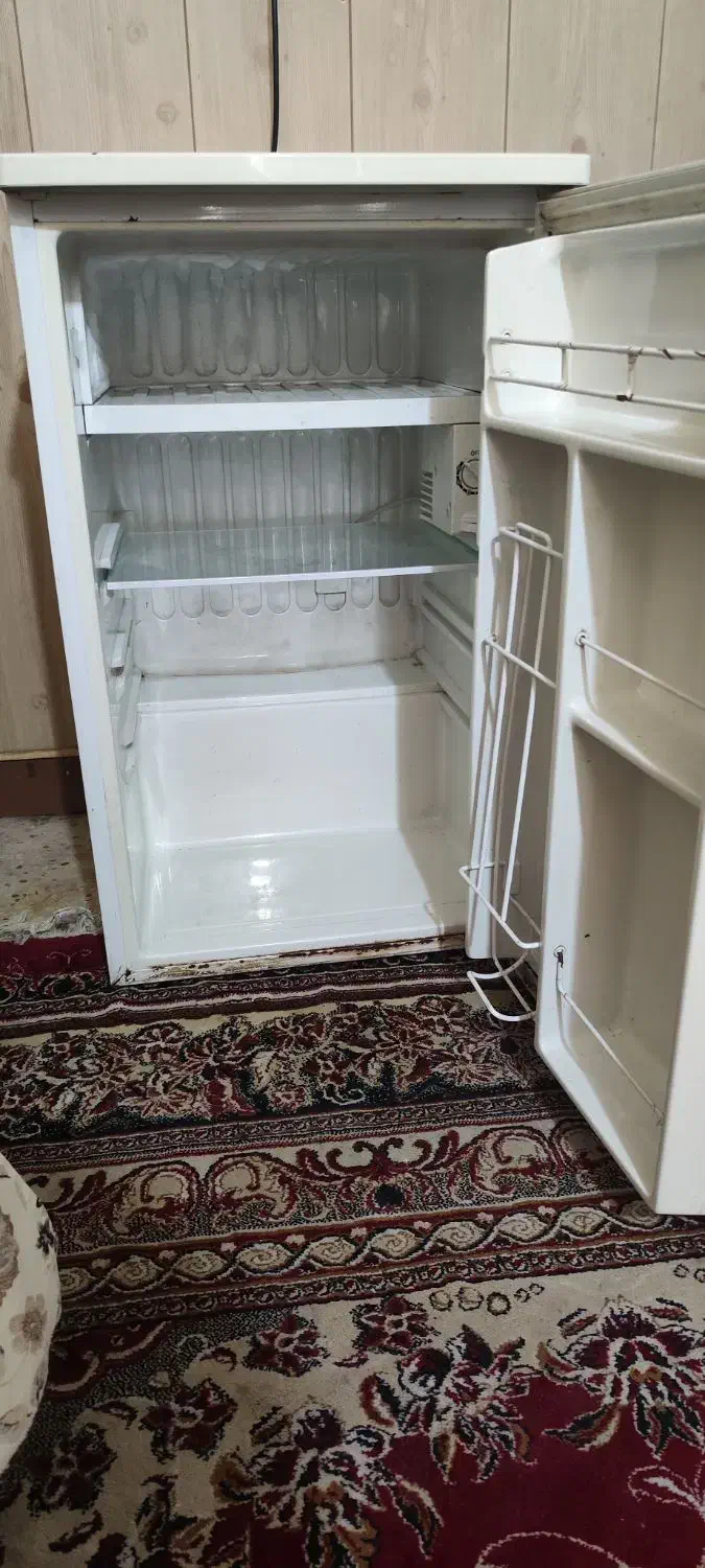 یخچال مسافرخانه ایی 15 عدد خارجی|یخچال و فریزر|بهبهان, |دیوار