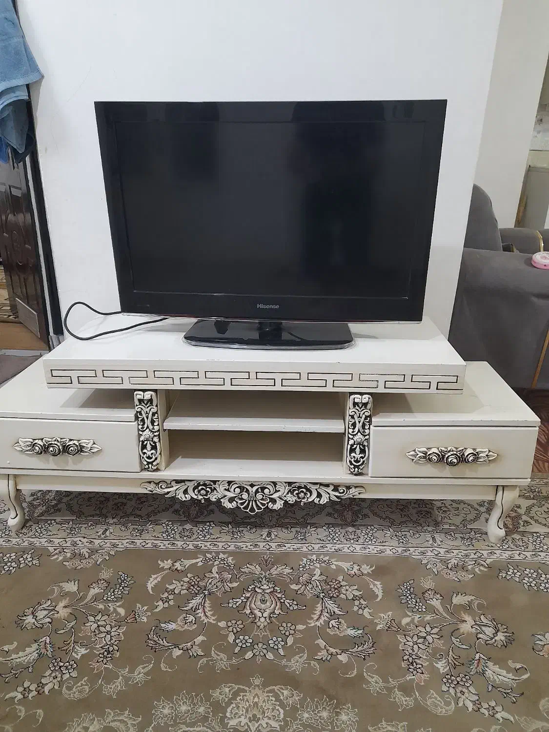 کنسول و میز تلوزیون|بوفه، ویترین، کنسول|قوچان, |دیوار