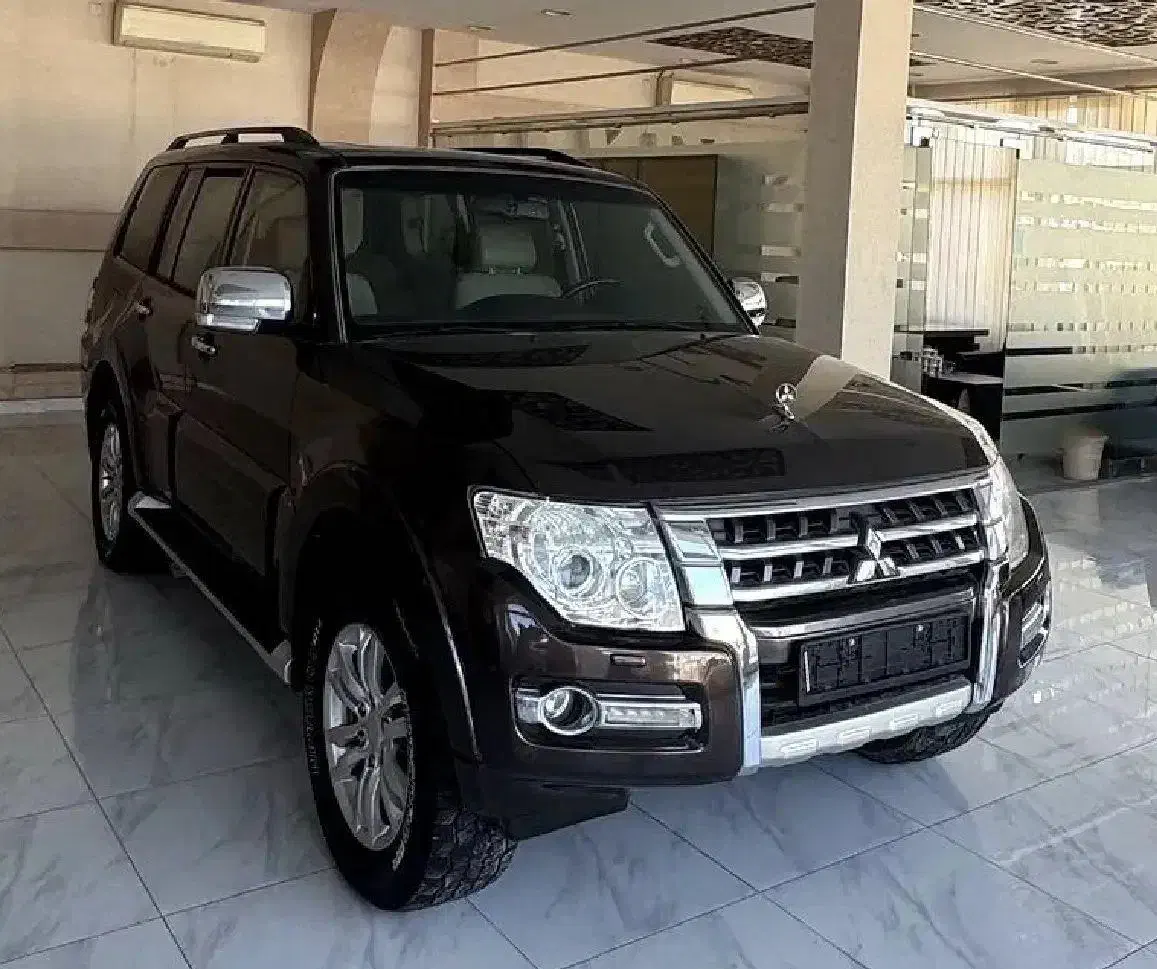 پاجیرو ۲۰۱۷ فول پلاتینیوم|خودرو سواری و وانت|آبادان, |دیوار