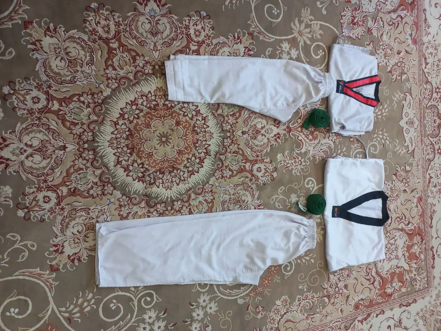 دوجفت لوازم و لباس تکواندو|تجهیزات ورزشی|پرند, فاز ۶|دیوار